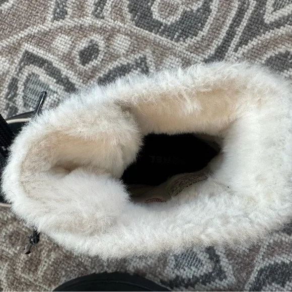 Sorel Waterproof Winter Boots Size 8 - Picture 4 of 7